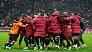 Galatasaray üst üste 15. galibiyetini aldı