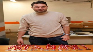Galatasaraylı eski yüzücü Berke Turgandan depremzedelere destek