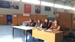 Gazipaşada depremzedeler için yardım kampanyası