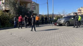 Gazipaşada motosikletle otomobil çarpıştı: 1 yaralı