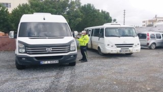 Gazipaşada okul servisleri sıkı denetim