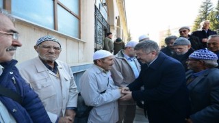 Gedizde 31 vatandaş dualarla umreye uğurlandı