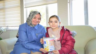 Gedizde minik yüreklerden iç ısıtan davranış