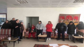 Gedize getirilen depremzedeler KYK yurtlarına yerleştirildiler