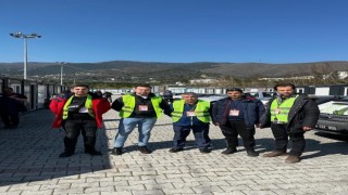 Gömeç Belediyesi teknik personelleri deprem bölgesine gitti