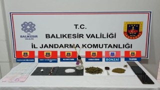 Gönende uyuşturucu operasyonunda 4 kişi yakalandı