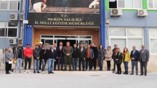 Gönüllü rehber öğretmenler Hataya gönderildi