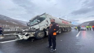 Görenler şaşkına döndü, kamyonun kabini bir buçuk metre geriye kaydı