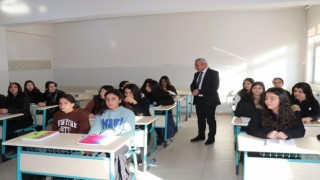 Hakkaride ders zili çaldı