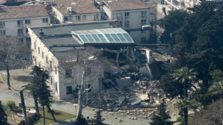 Hatay Valiliğinin tarihi binası depremde yıkıldı