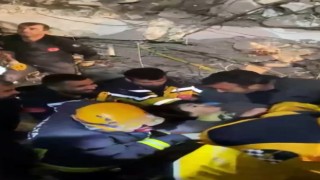 Hatayda 10 yaşındaki Hilal depremin 90ıncı saatinde kurtarıldı