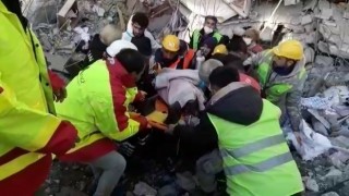 Hatayda 205 saat sonra hayata dönüş