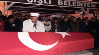 Hatayda depremde vefat eden Uzman Çavuş Cemalettin Öğ İstanbulda son yolculuğuna uğurlandı