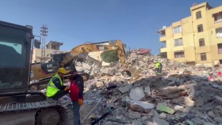 Hatayda enkaz kaldırma çalışmaları devam ediyor