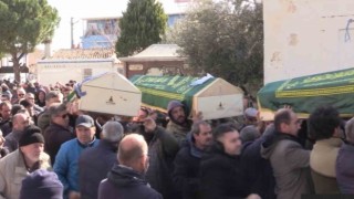 Hataydan gelen cenazeler Ayvalıkta toprağa verildi