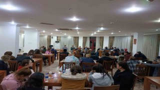 Hayatını kaybeden depremzedeler için Kuran-ı Kerim okundu
