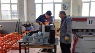İnegölde meslek lisesi öğrencilerinden soba seferberliği
