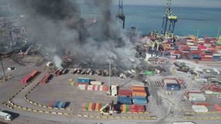 İskenderun Limanındaki yangın 3üncü gününde havadan görüntülendi