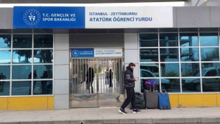 İstanbulda öğrenciler yurtları boşaltmaya başladı