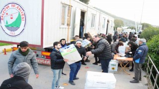 İzmirde belediyelerin seferberliği devam ediyor