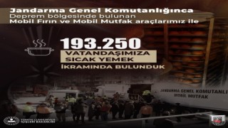 Jandarma Genel Komutanlığı, deprem bölgesinde 193 bin 250 vatandaşa sıcak yemek ikramında bulundu
