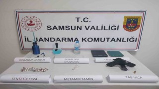 Jandarma iş yerinde uyuşturucu ele geçirdi