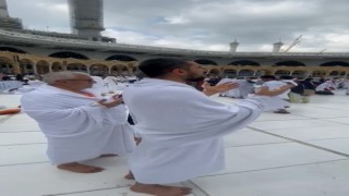 Kabede Müslümanlar depremzedeler için dua etti