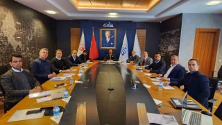 Kadooğlundan kenetleme vurgusu