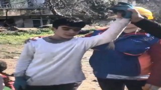 Kahraman Halit, 59 saat sonra iki vatandaşa nefes oldu
