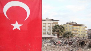 Kahramanmaraş depreminde, şehit oğlunun adının yaşatıldığı apartmanda hayatını kaybetti