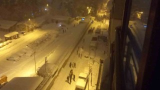 Kahramanmaraştaki deprem Bitliste de şiddetli bir şekilde hissedildi