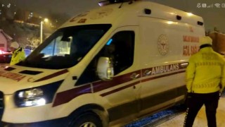 Kar ve tipi Kop Geçidinde trafiği olumsuz etkiliyor