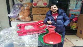 Kar yağışı esnafı da umutlandırdı