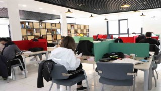 Karamanda Genç Ofis gençlerin uğrak noktası oldu