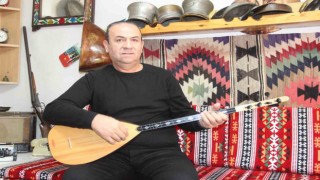 Karamanlı ozandan ‘Yıktı Bizi Bu Deprem türküsü