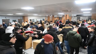 Kartepe depremzedeler için tek yürek oldu