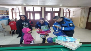 Kastamonu Emniyet Müdürlüğünden depremzedelere destek