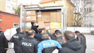 Kastamonu polisi depremzedeler için tek yürek oldu