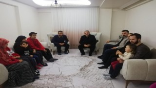 Kaymakam Öztürk ilçeye yerleşen depremzedeler ile bir araya geldi
