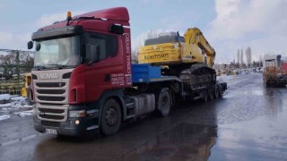 Kayseri Büyükşehirden Adıyamana İş Makineleri, Elbistana Konteynır Gönderildi