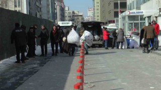 Kayserideki ağır hasarlı binada yıkım öncesi tahliyeler başladı
