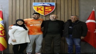Kayserispor kalecisi Bilal Bayezit: Nice başarılar elde edeceğiz