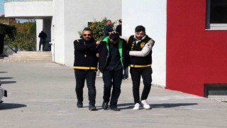 Kendini hırsızlıkla suçlayan arkadaşını öldürdü