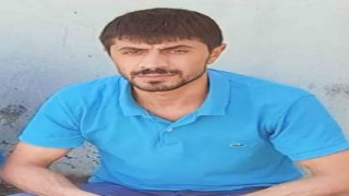 Kendini vuran şahıs hastaneye götürülürken geçirdiği kazada öldü