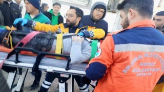 Kepezin arama kurtarma ekibi, 30 saat sonra bir aileyi kurtardı