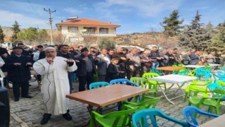 Kış kurak geçince yağmur duasına çıktılar