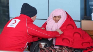 Kızılayın Psikososyal Destek Ekipleri bölgede psikolojik ilk yardım veriyor