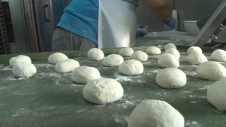 Kocaeli Büyükşehir Belediyesi Hatayda günlük 15 bin ekmek üretiyor