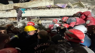 Kocaelinin kahraman ekibi 82 kişiyi enkazdan kurtardı