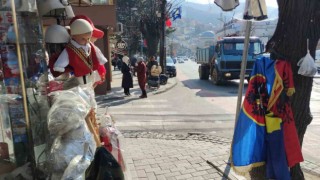 Kosova, bağımsızlığının 15inci yılını kutlamaya hazırlanıyor